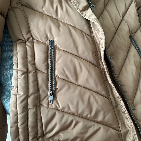 Winter jacket size M - Picture 9 of 10